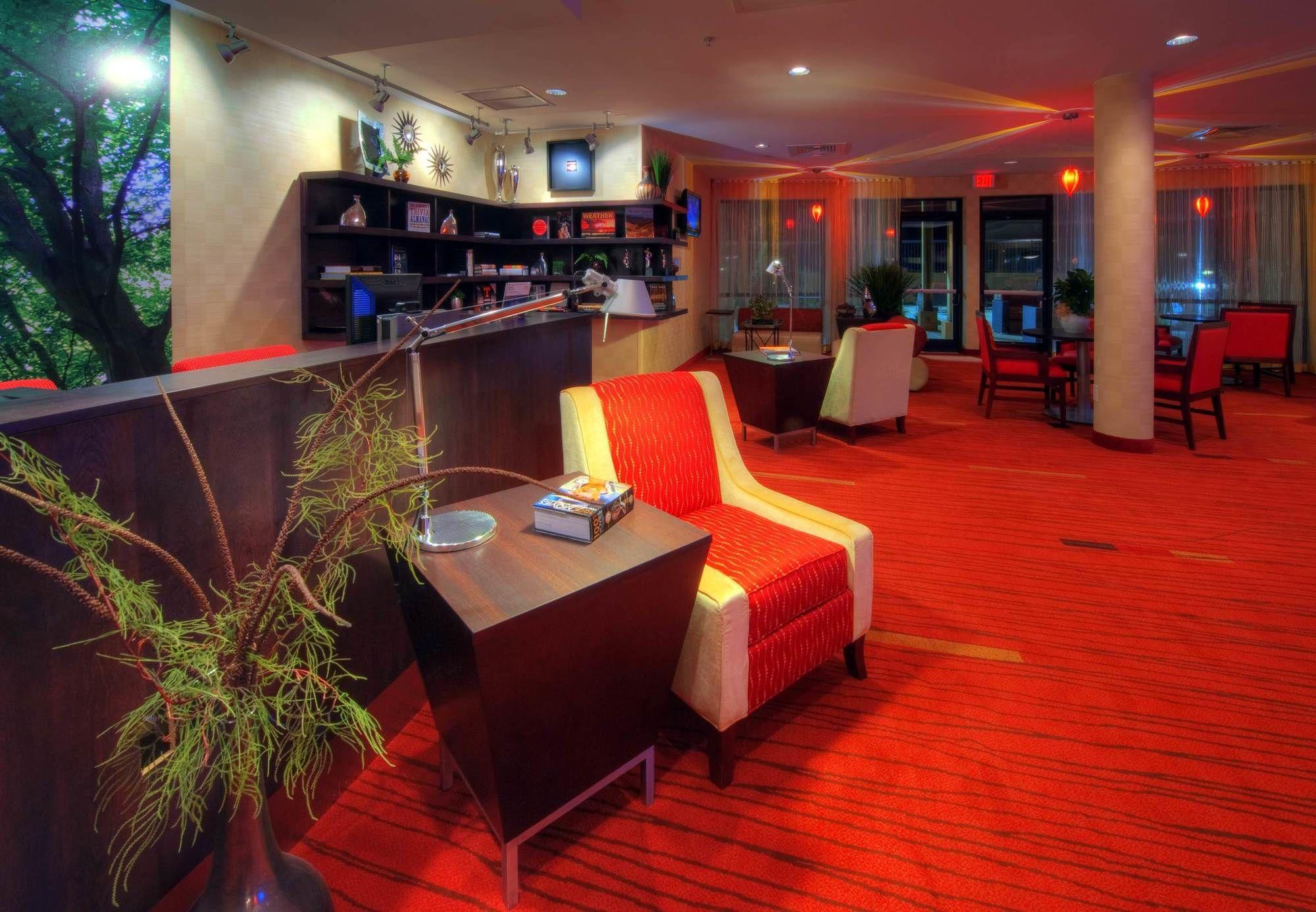 Courtyard By Marriott Johnson Stadt Exterior foto