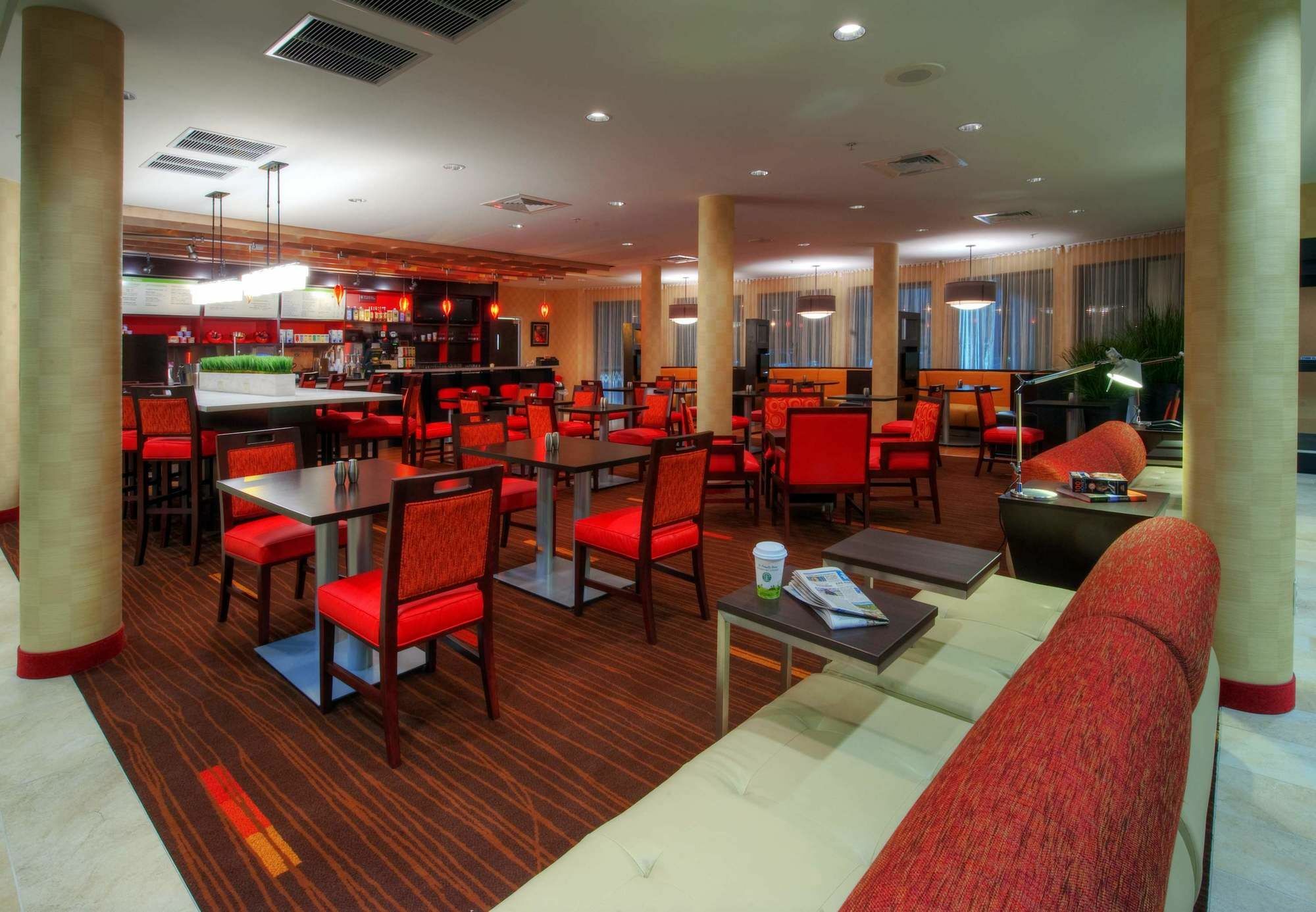 Courtyard By Marriott Johnson Stadt Exterior foto